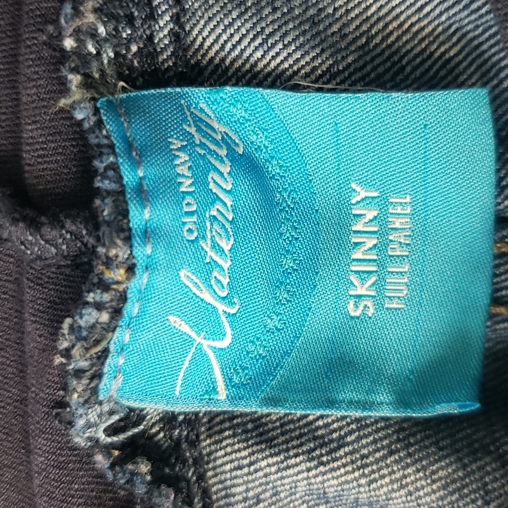 Maternity Pants - Picture 12 of 13
